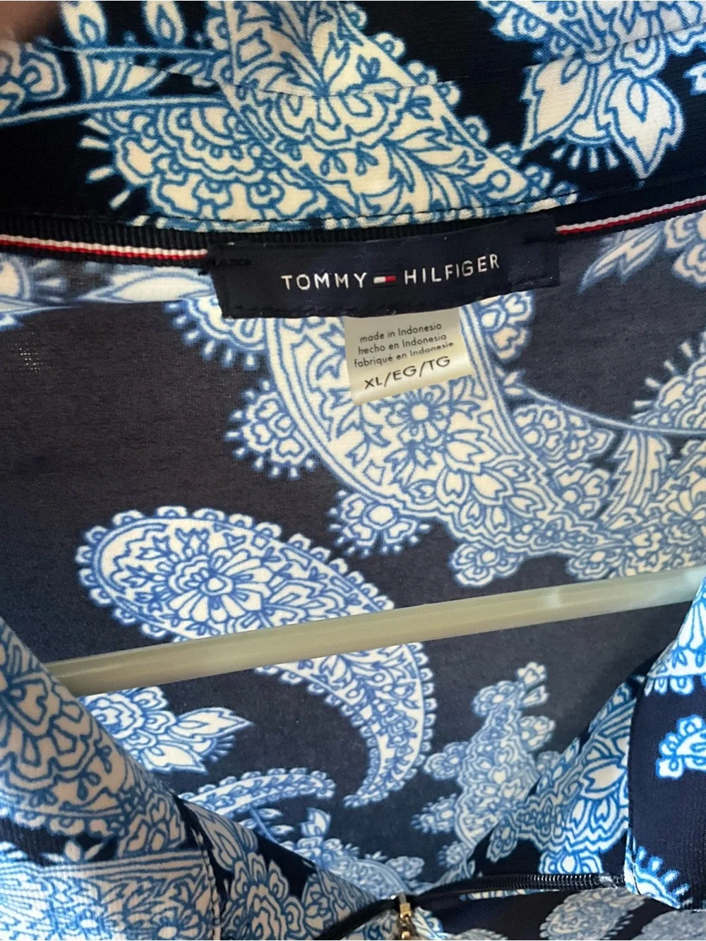 Tommy Hilfiger xl sleeveless top - Picture 3 of 5